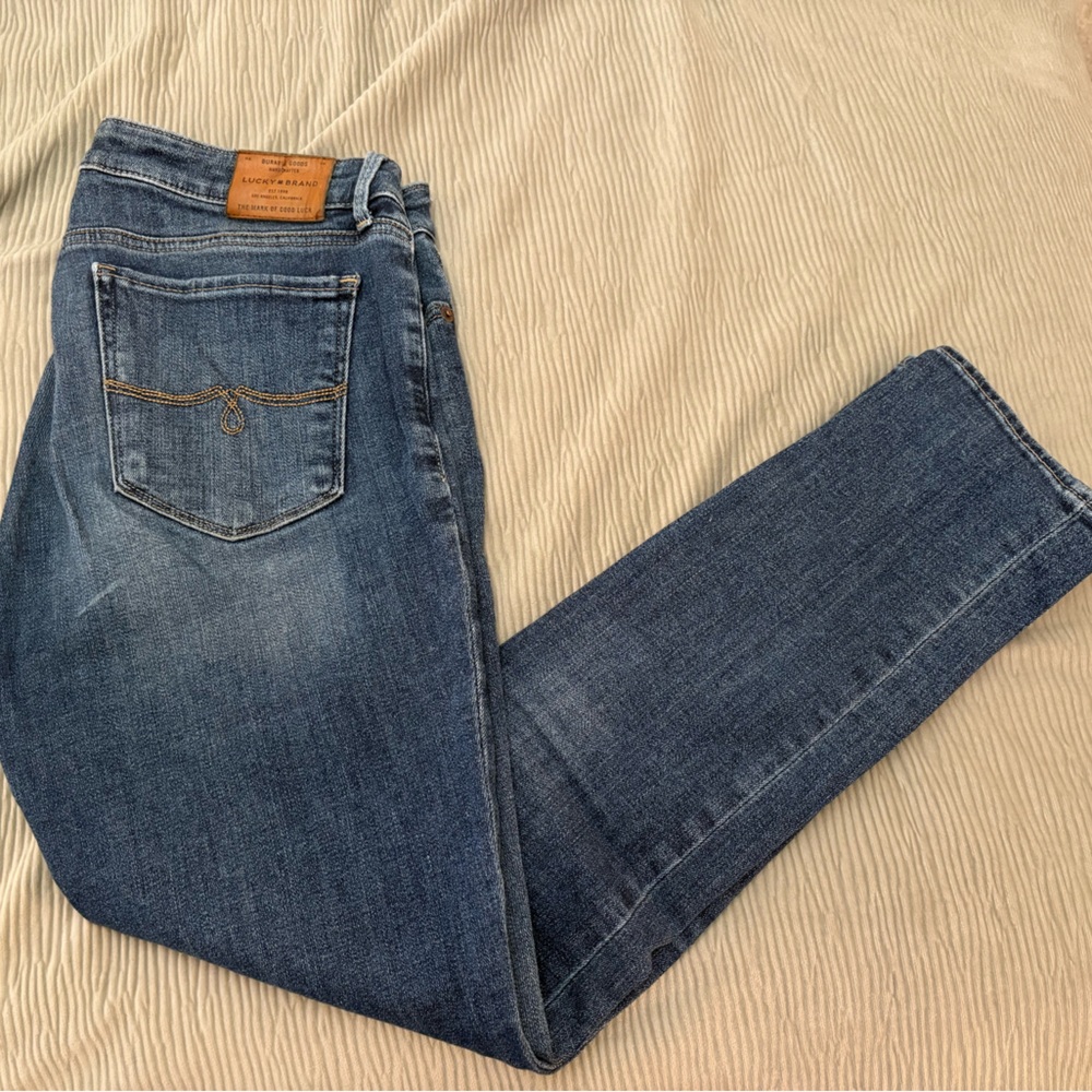 Lucky Brand Blue Denim Jeans with Brown Label